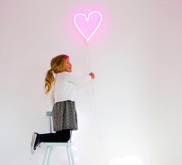 Applique enfants, Neon Heart, coeur, rose, H30cm - A Little Lovely Company